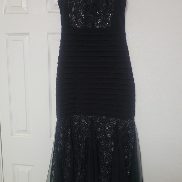 Candalite Petite black body con dress - Picture 5 of 8